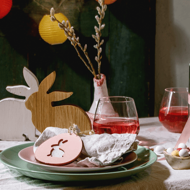 tavola di pasqua con coniglietti